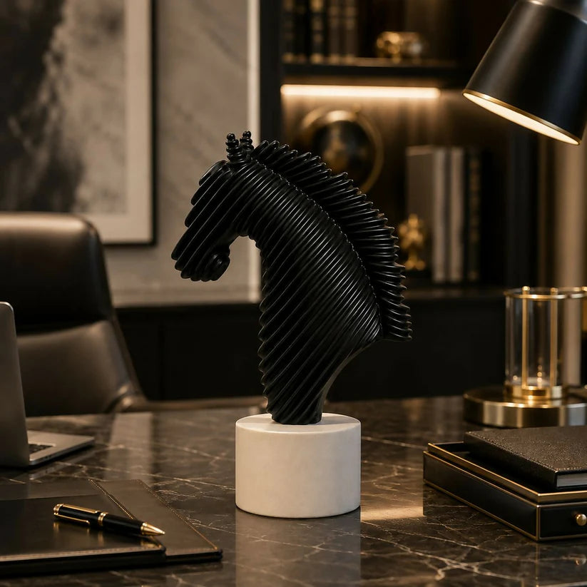 Modern Horse Head Statue – Elegant Home & Office Decor